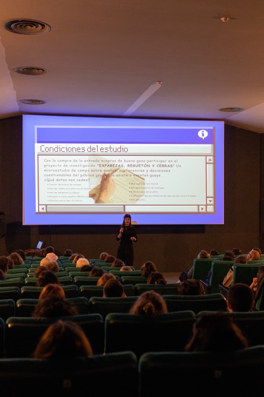 Foto de una edición de Power Point Party