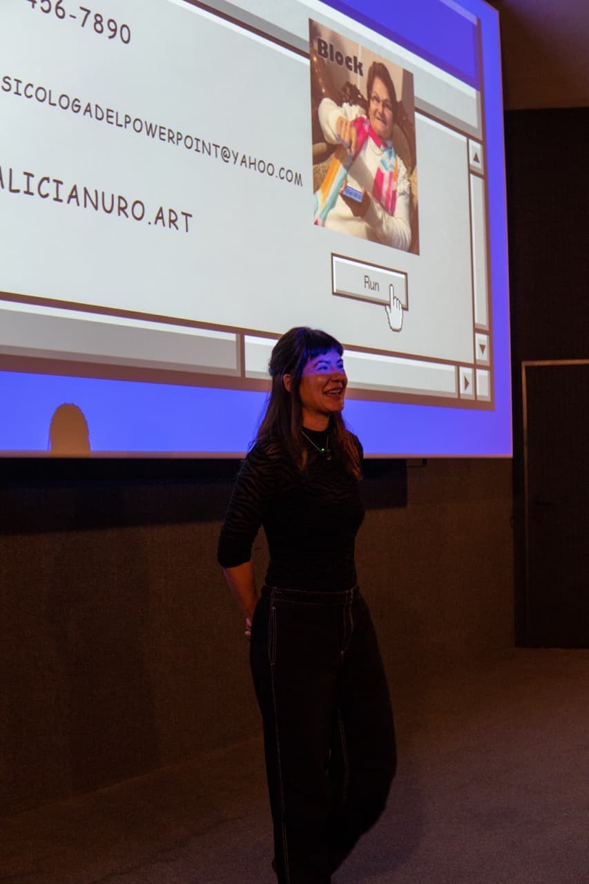 Foto de una edición de Power Point Party