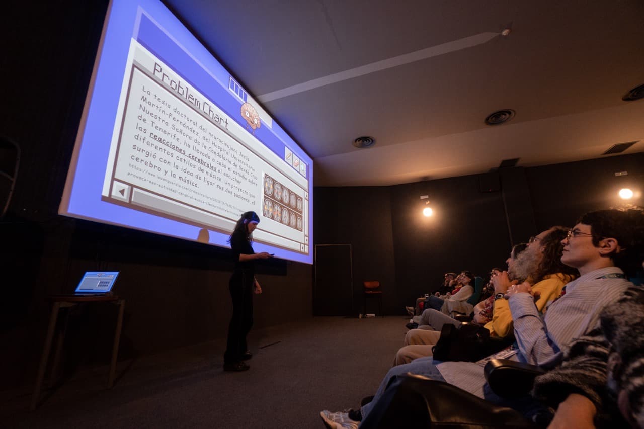 Foto de una edición de Power Point Party