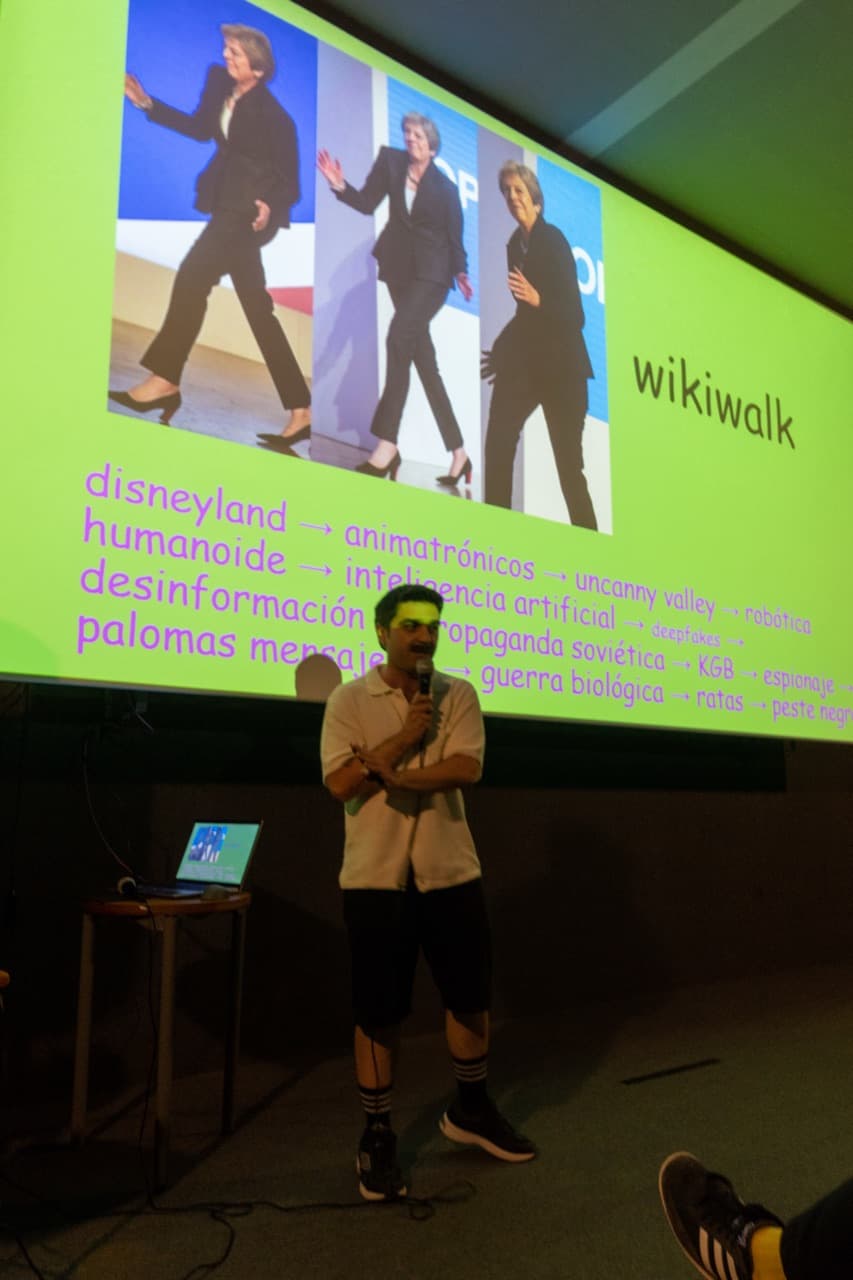 Foto de una edición de Power Point Party