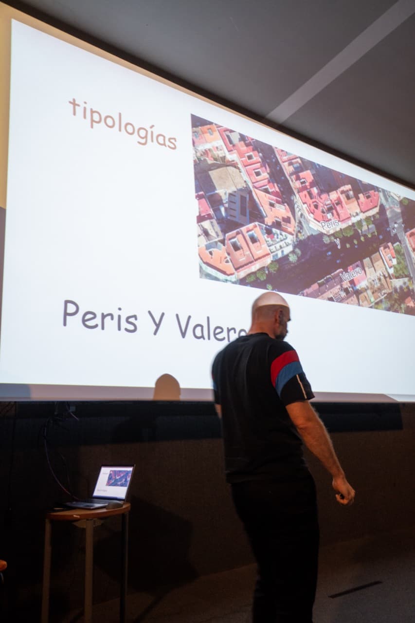 Foto de una edición de Power Point Party