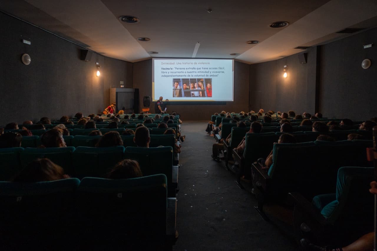 Foto de una edición de Power Point Party